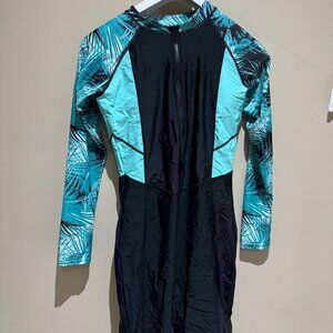 Blue/black floral blouse